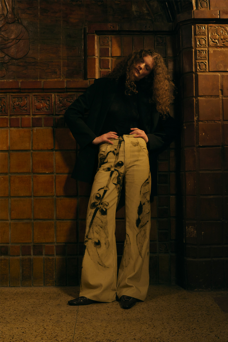 Berries Corduroy Pant