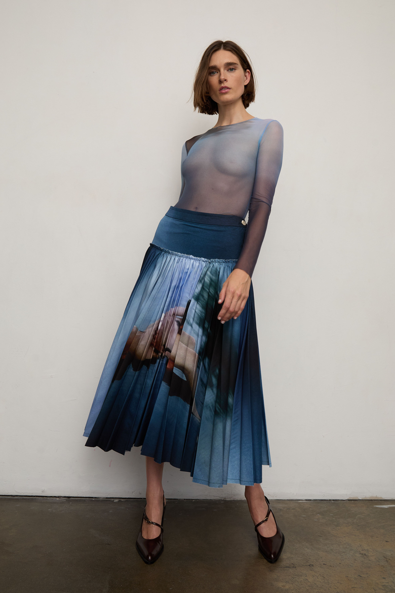 Grover Rad Fantasy Skirt midi pleated printed vintage photograph navy blue white cotton